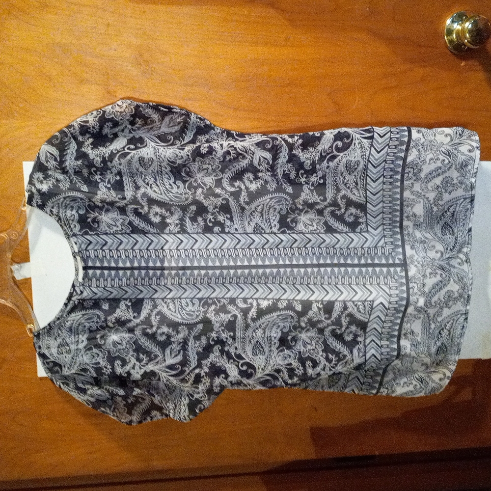 Liz Claiborne Sheer Tunic w/ attached cotton tank.